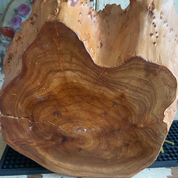 Rustic Cedar Root Basket  - Picture 7 of 8